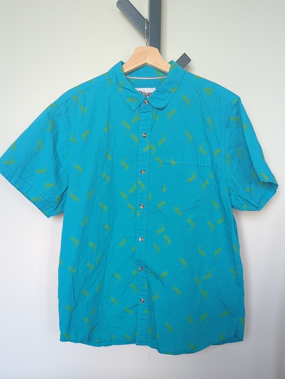 Plugg Turquoise Short-Sleeve Button-Up Shirt with Lime Iguanas Size XL